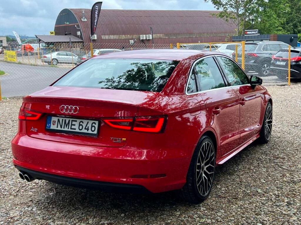 Audi A3, 1.8 l., sedanas