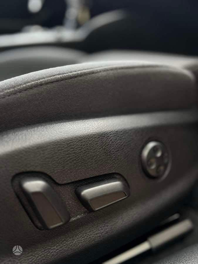 Audi A3, 1.8 l., sedanas