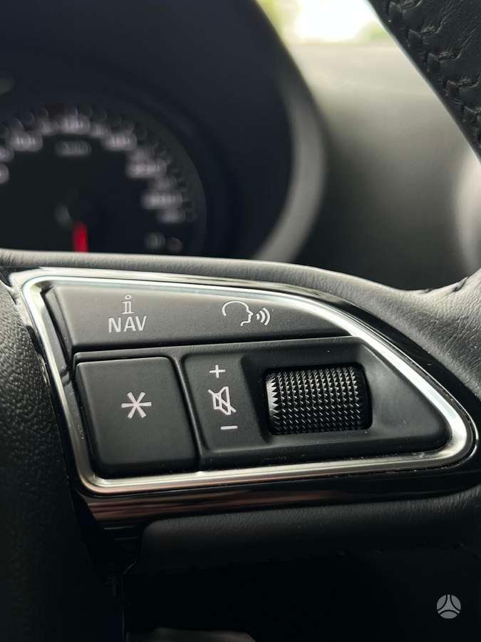 Audi A3, 1.8 l., sedanas